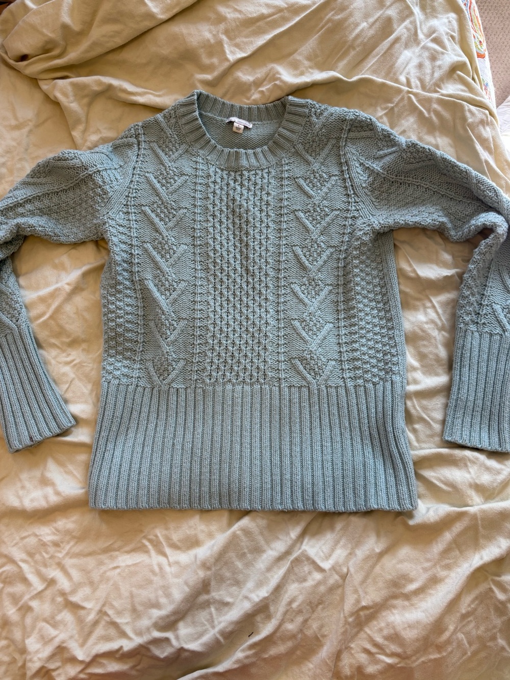 Pretty light green blue fisherman style sweater from Gap with cute stitch detail